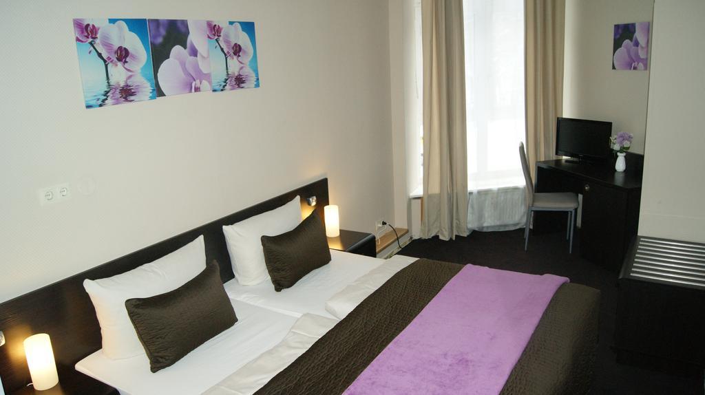Hotel Pension Eberty Berlin Luaran gambar