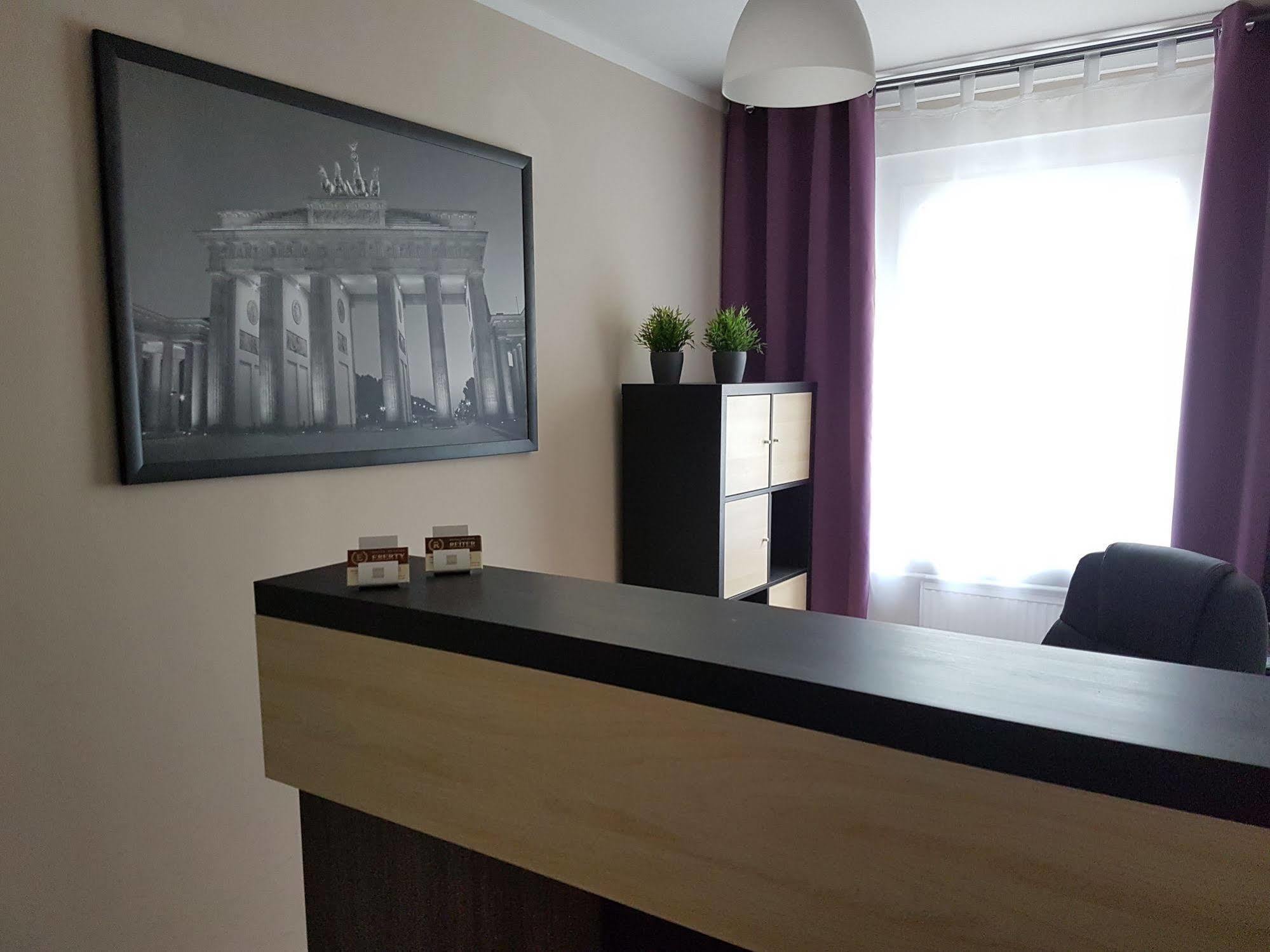 Hotel Pension Eberty Berlin Luaran gambar